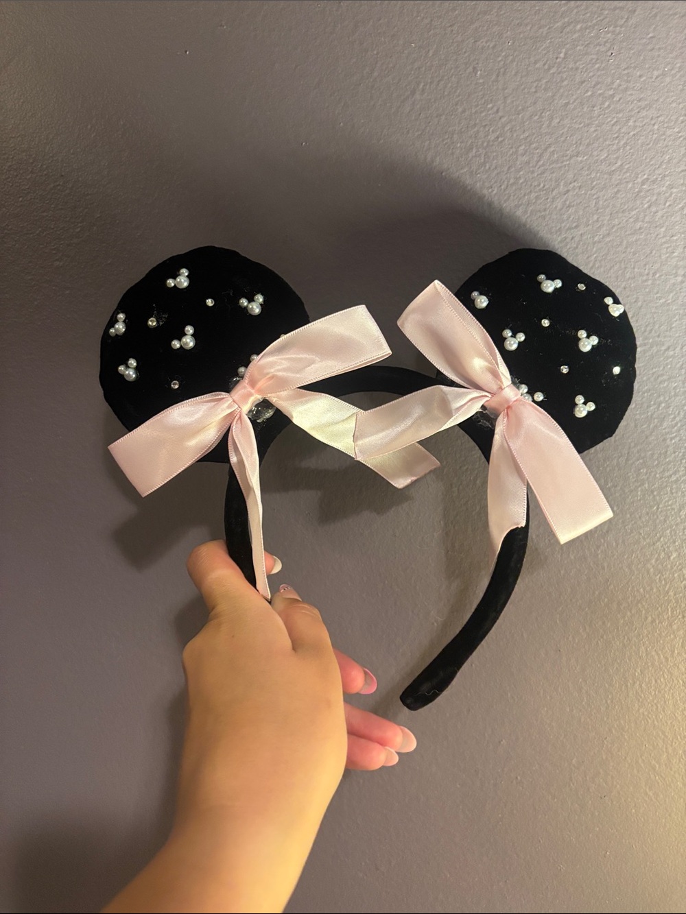 Black Pearl-Embellished Minnie Ear Headband with Pink Bows